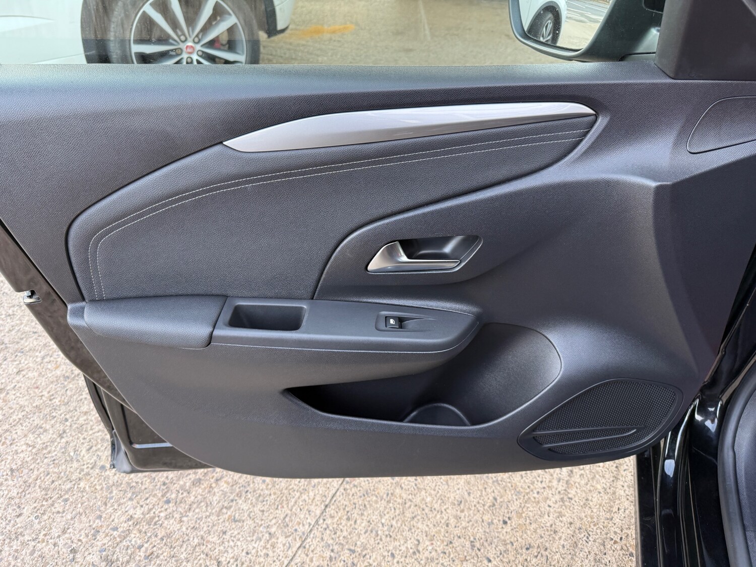 Used Vauxhall Corsa 2023 for sale - 76076532: Photo 50