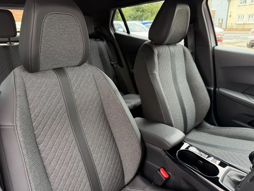 Used Peugeot 2008 2023 for sale - 77179525: Photo 8