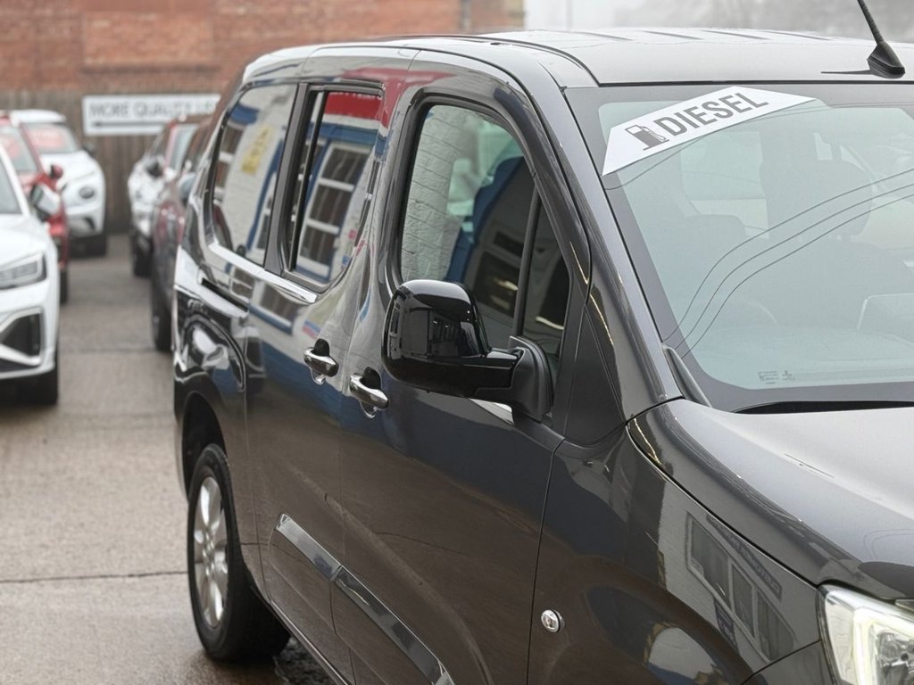 Used Vauxhall Combo Life 2022 for sale - 77384577: Photo 12