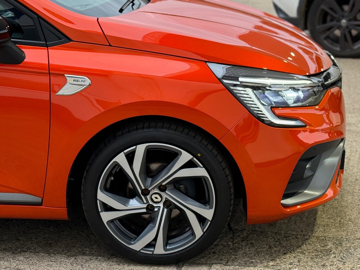 Used Renault Clio 2023 for sale - 76329864: Photo 15