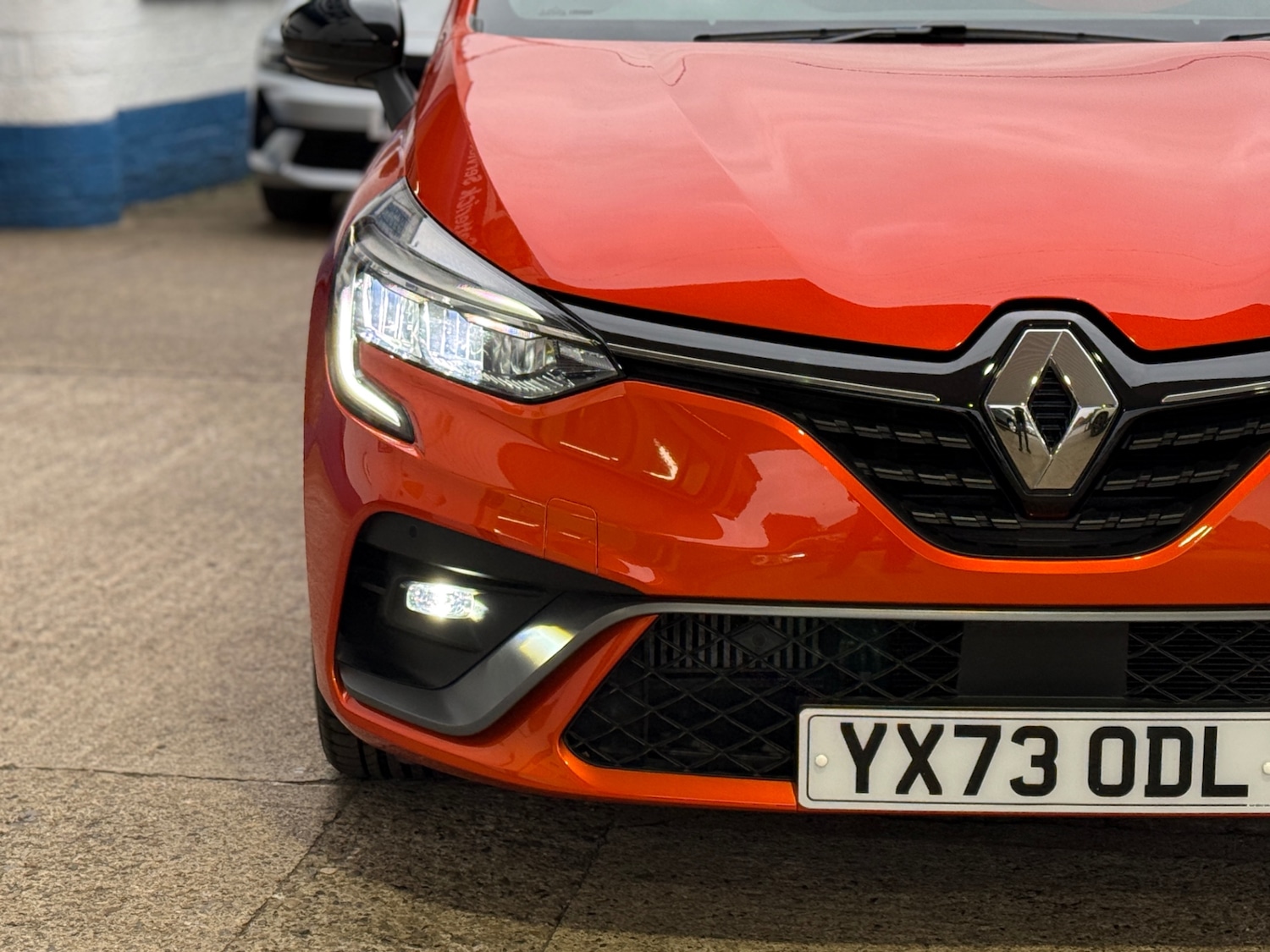 Used Renault Clio 2023 for sale - 76329864: Photo 16