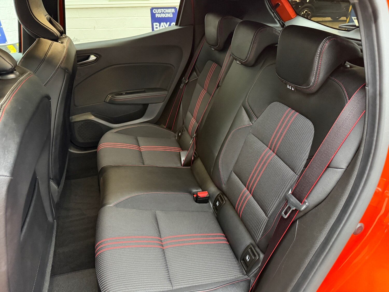 Used Renault Clio 2023 for sale - 76329864: Photo 46