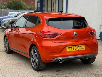 Used Renault Clio 2023 for sale - 76329864: Photo