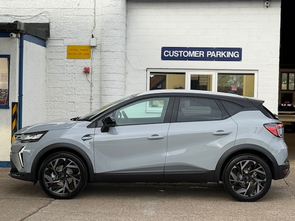Used Renault Captur 2025 for sale - 76197112: Photo 3