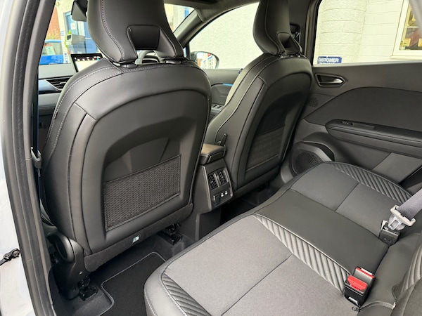 Used Renault Captur 2025 for sale - 76197112: Photo 49