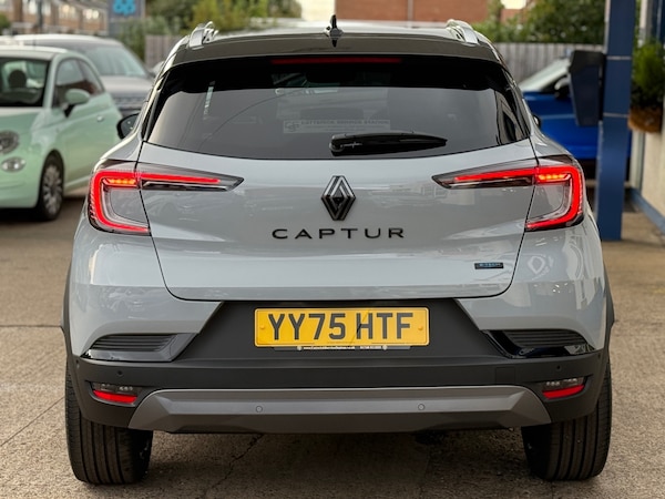 Used Renault Captur 2025 for sale - 76197112: Photo 5