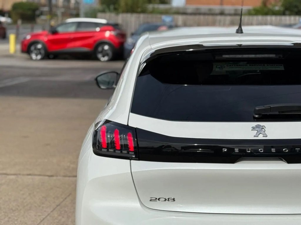 Used Peugeot 208 2022 for sale - 77179486: Photo 29
