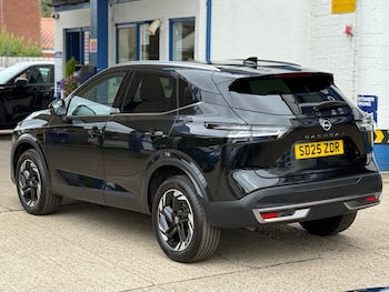Used Nissan Qashqai 2025 for sale - 75330105: Photo