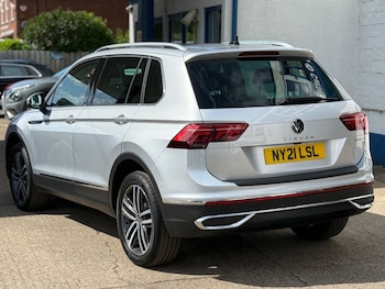 Used Volkswagen Tiguan 2021 for sale - 78828883: Photo