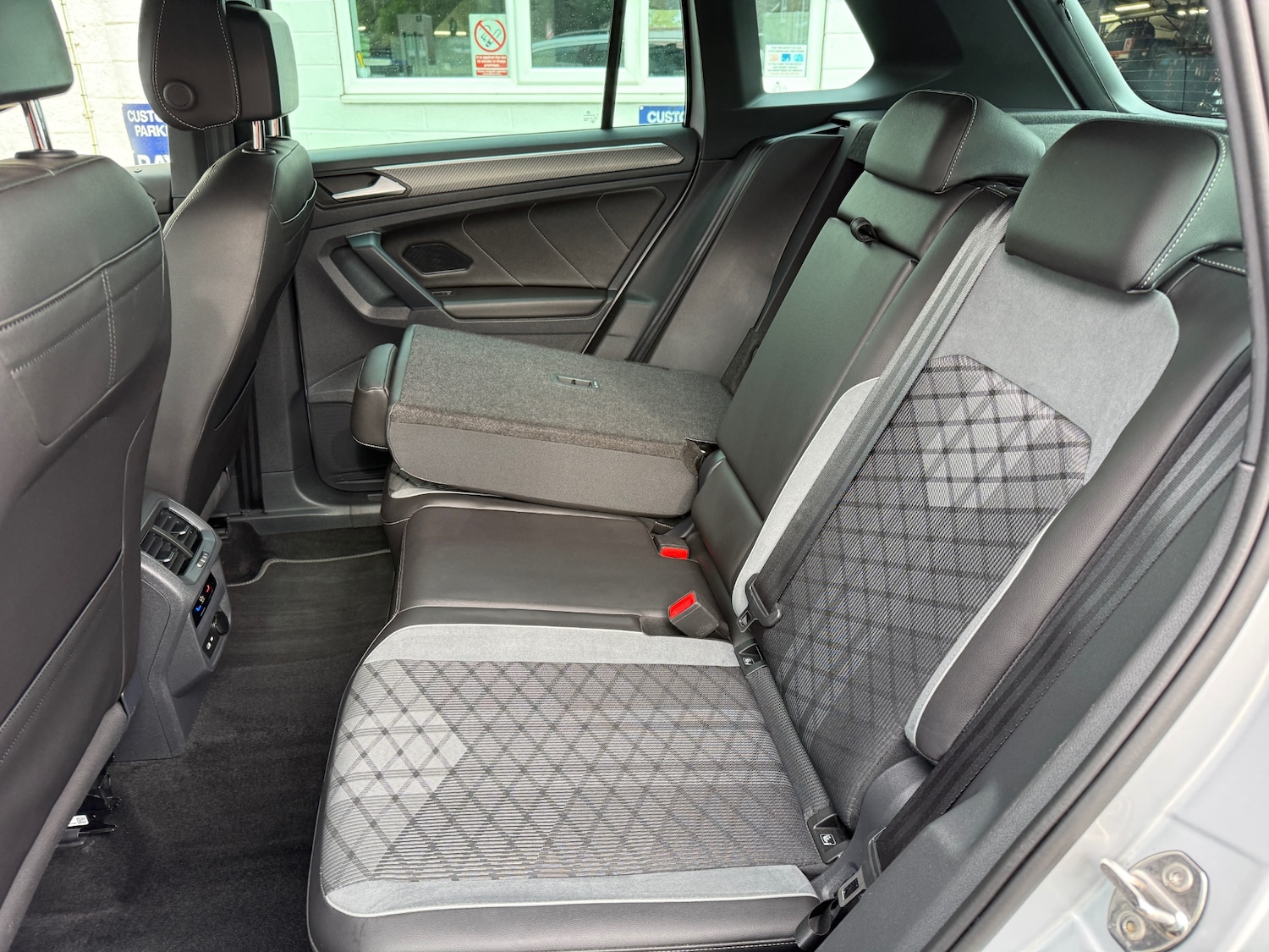 Used Volkswagen Tiguan 2024 for sale - 76171624: Photo 48