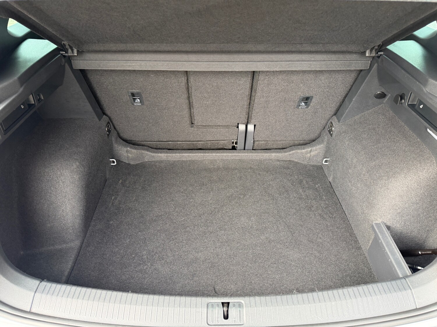 Used Volkswagen Tiguan 2024 for sale - 76171624: Photo 6