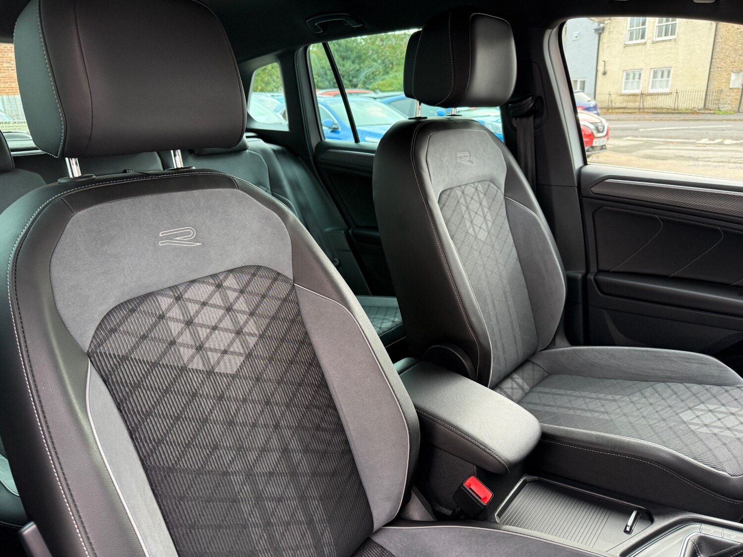 Used Volkswagen Tiguan 2024 for sale - 76171624: Photo 68