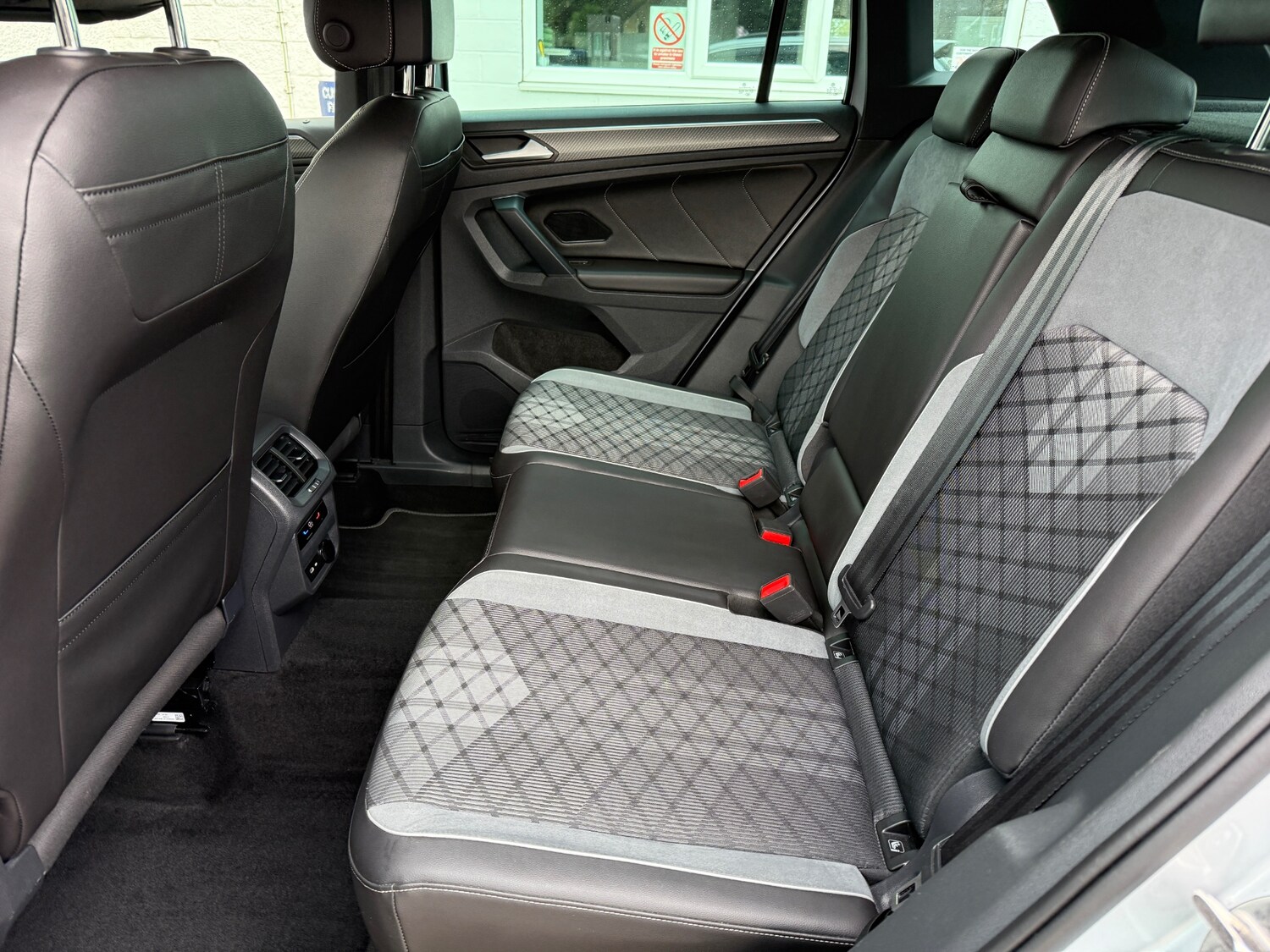 Used Volkswagen Tiguan 2024 for sale - 76171624: Photo 7