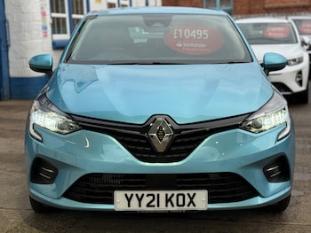 Used Renault Clio 2021 for sale - 76453137: Photo