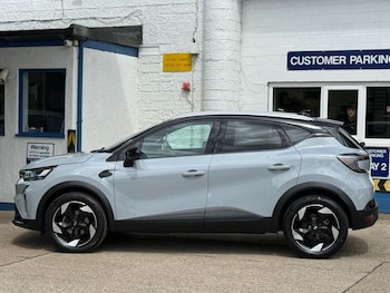 Used Renault Captur 2024 for sale - 78863609: Photo