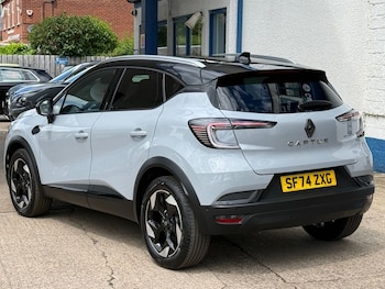 Used Renault Captur 2024 for sale - 78863609: Photo