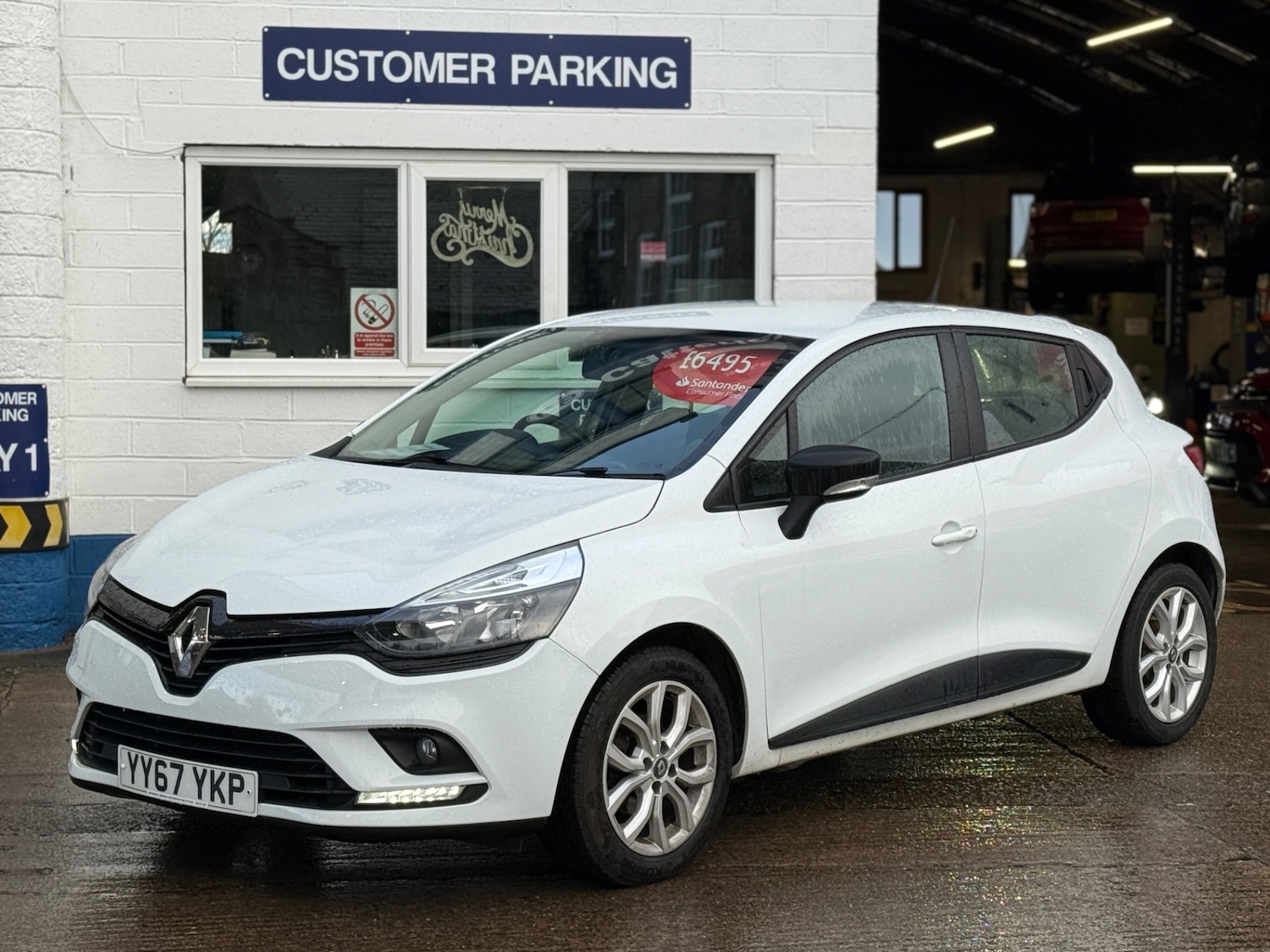 Used Renault Clio 2018 for sale - 76831938: Photo 1
