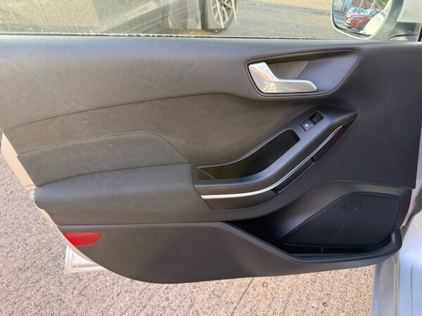 Used Ford Fiesta 2022 for sale - 76076819: Photo 49