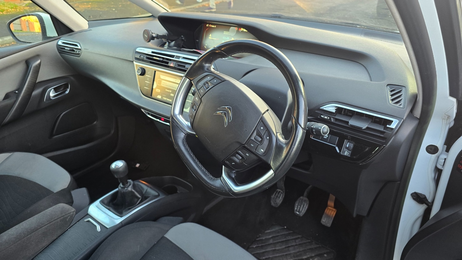 Used Citroen C4 Picasso 2014 for sale - 76600193: Photo 10