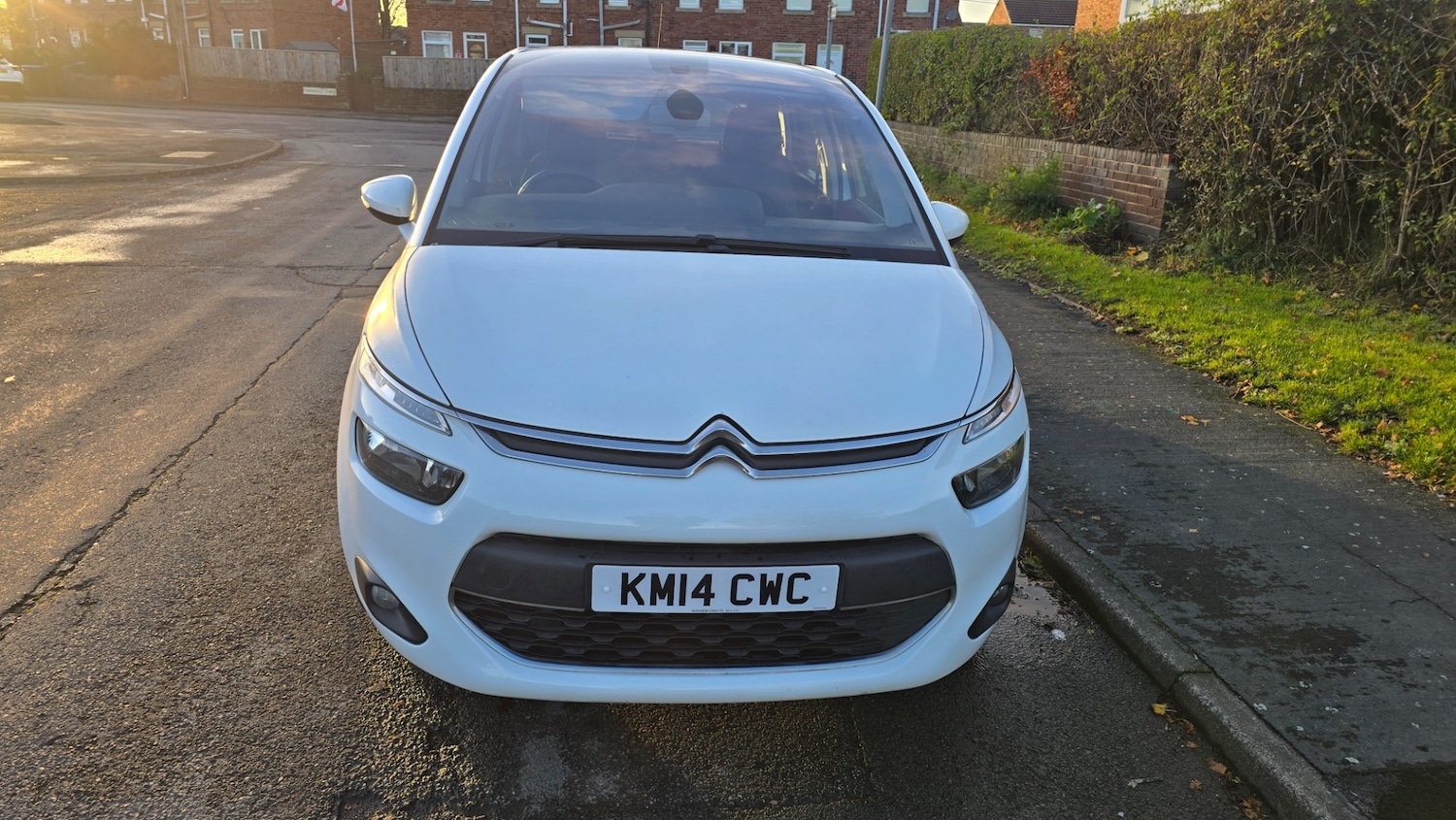 Used Citroen C4 Picasso 2014 for sale - 76600193: Photo 2