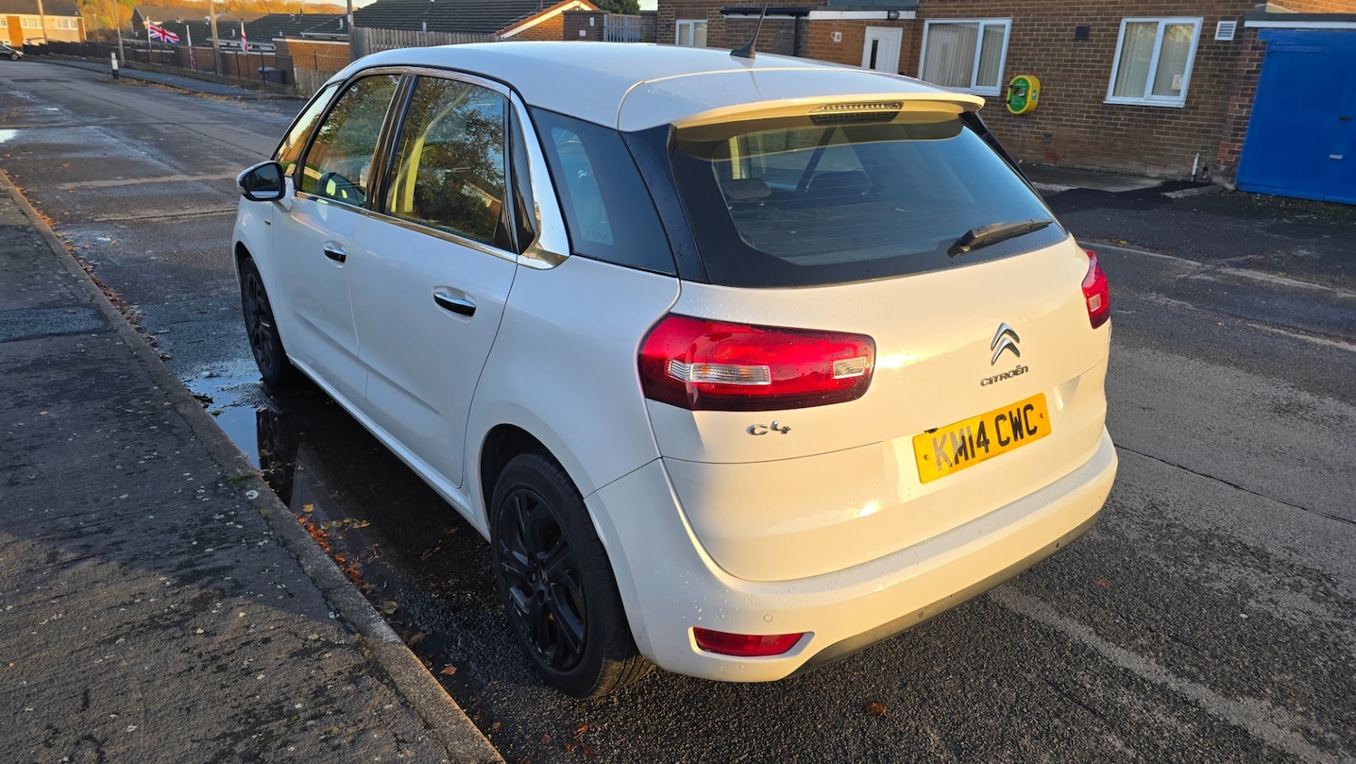 Used Citroen C4 Picasso 2014 for sale - 76600193: Photo 5