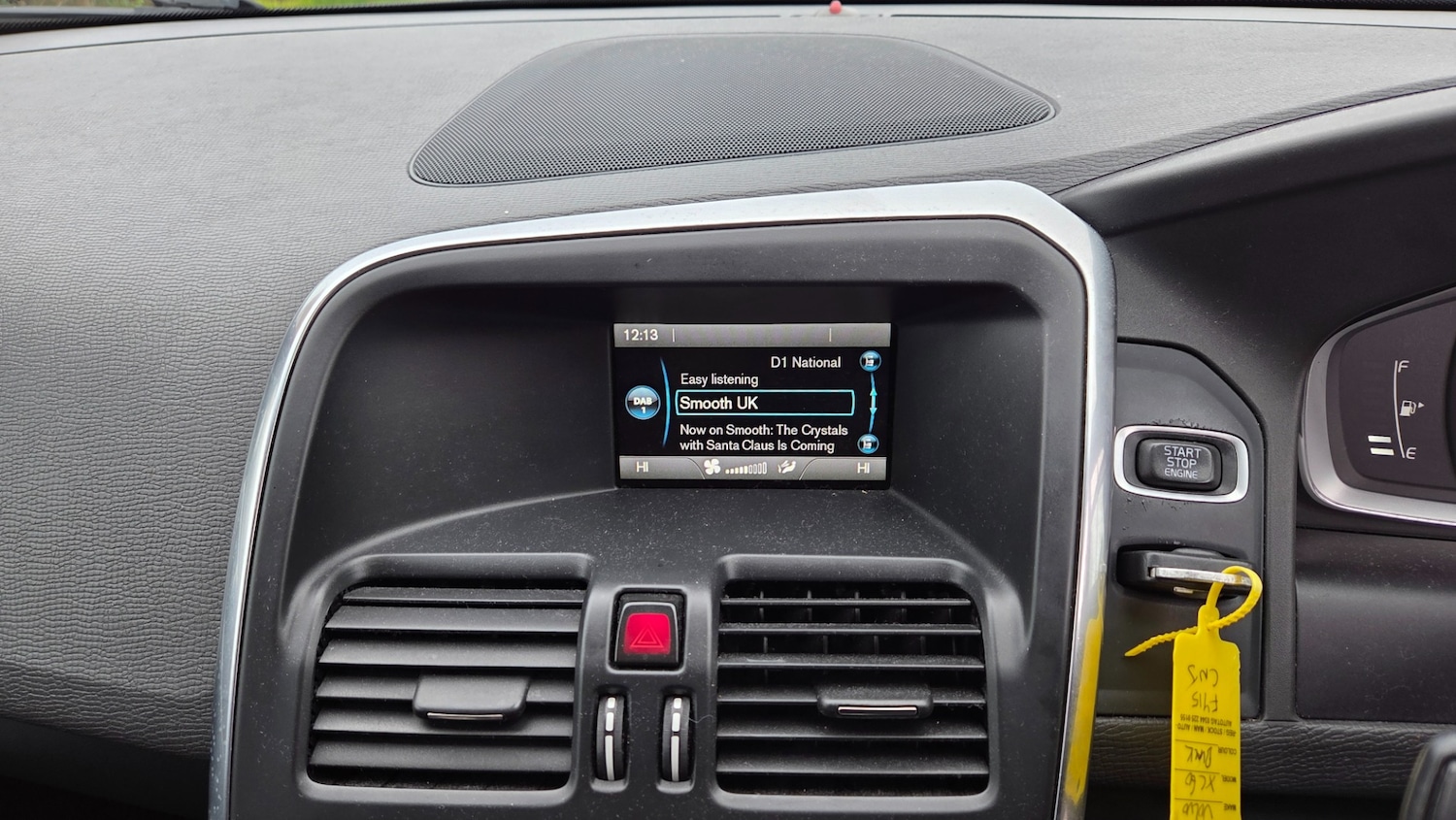 Used Volvo XC60 2015 for sale - 76919229: Photo 11