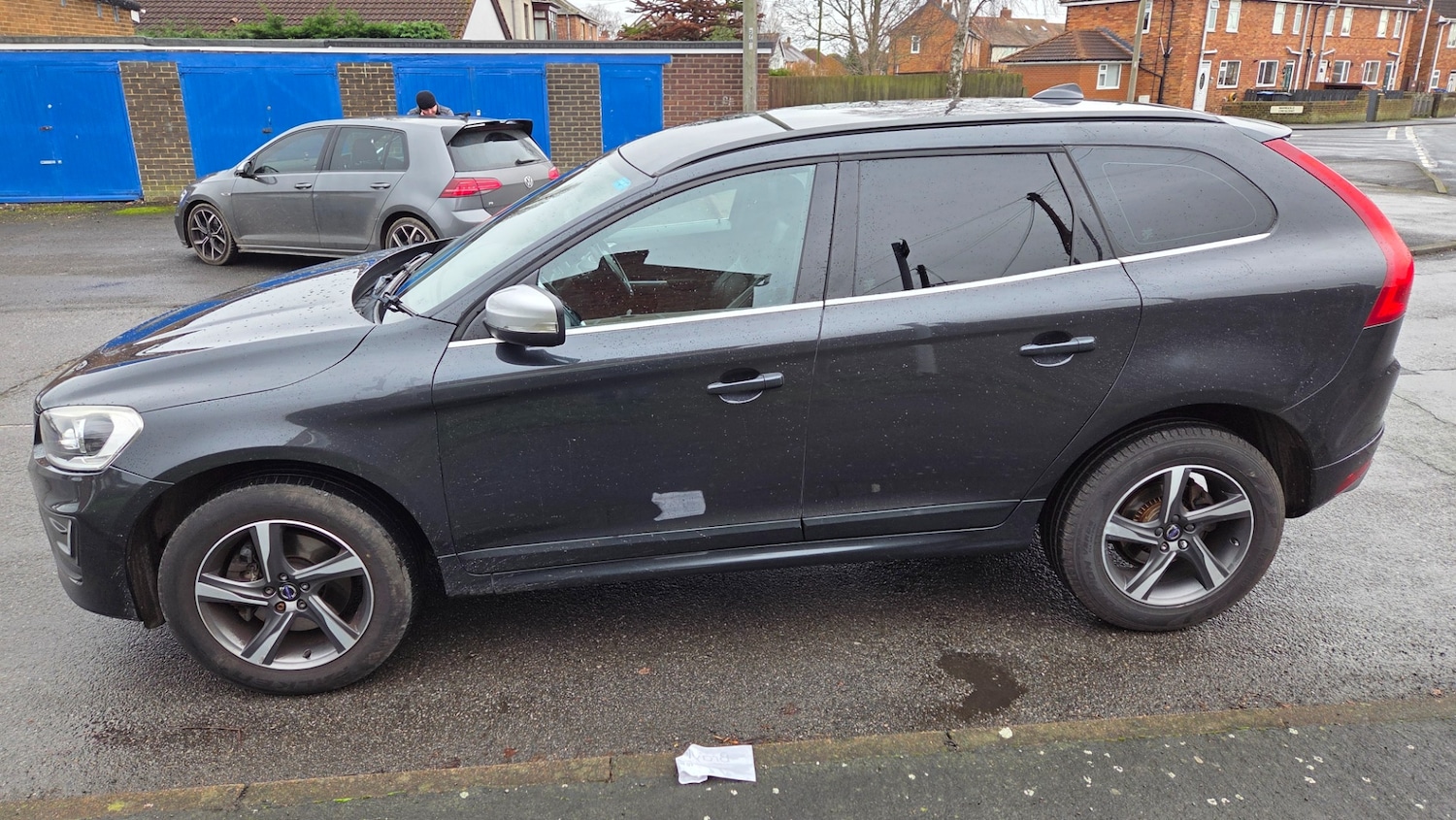 Used Volvo XC60 2015 for sale - 76919229: Photo 4