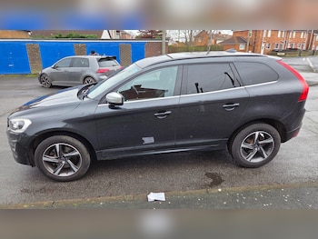 Used Volvo XC60 2015 for sale - 76919229: Photo