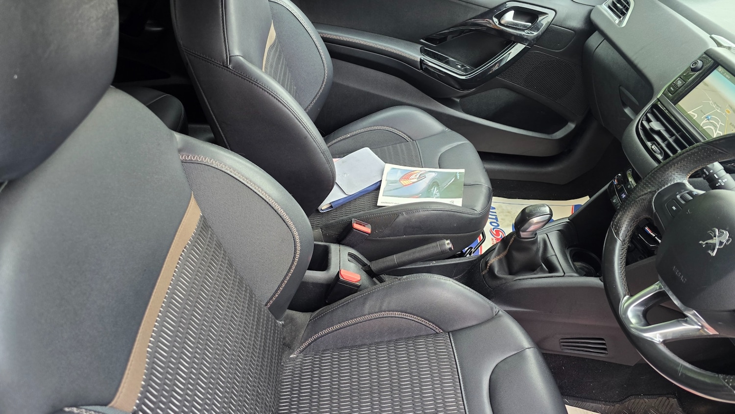 Used Peugeot 208 2013 for sale - 76129389: Photo 15