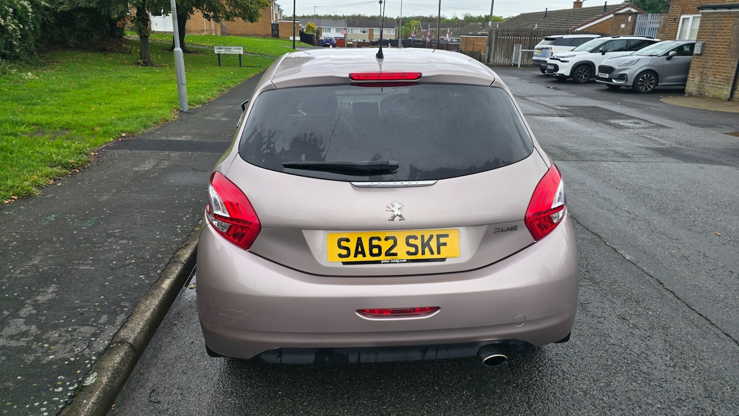 Used Peugeot 208 2013 for sale - 76129389: Photo 5
