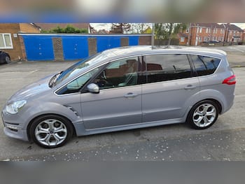 Used Ford S-Max 2010 for sale - 79841336: Photo