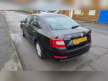 Used Skoda Octavia 2014 for sale - 77776505: Photo