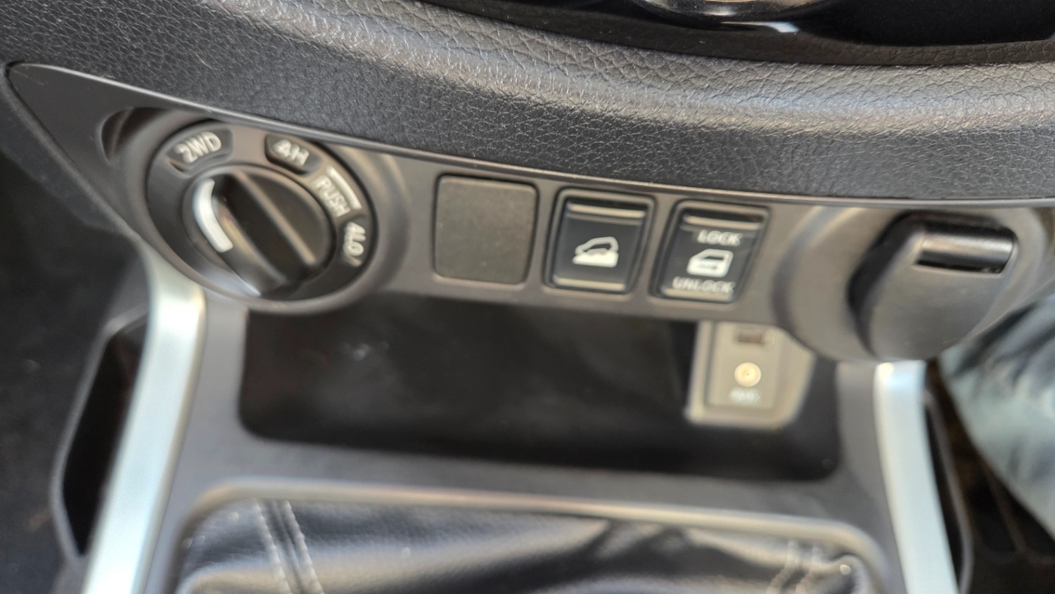 Used Nissan Navara 2016 for sale - 76018316: Photo 13