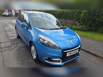 Used Renault Scenic 2013 for sale - 79849479: Photo