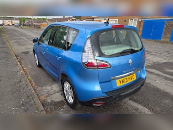 Used Renault Scenic 2013 for sale - 79849479: Photo