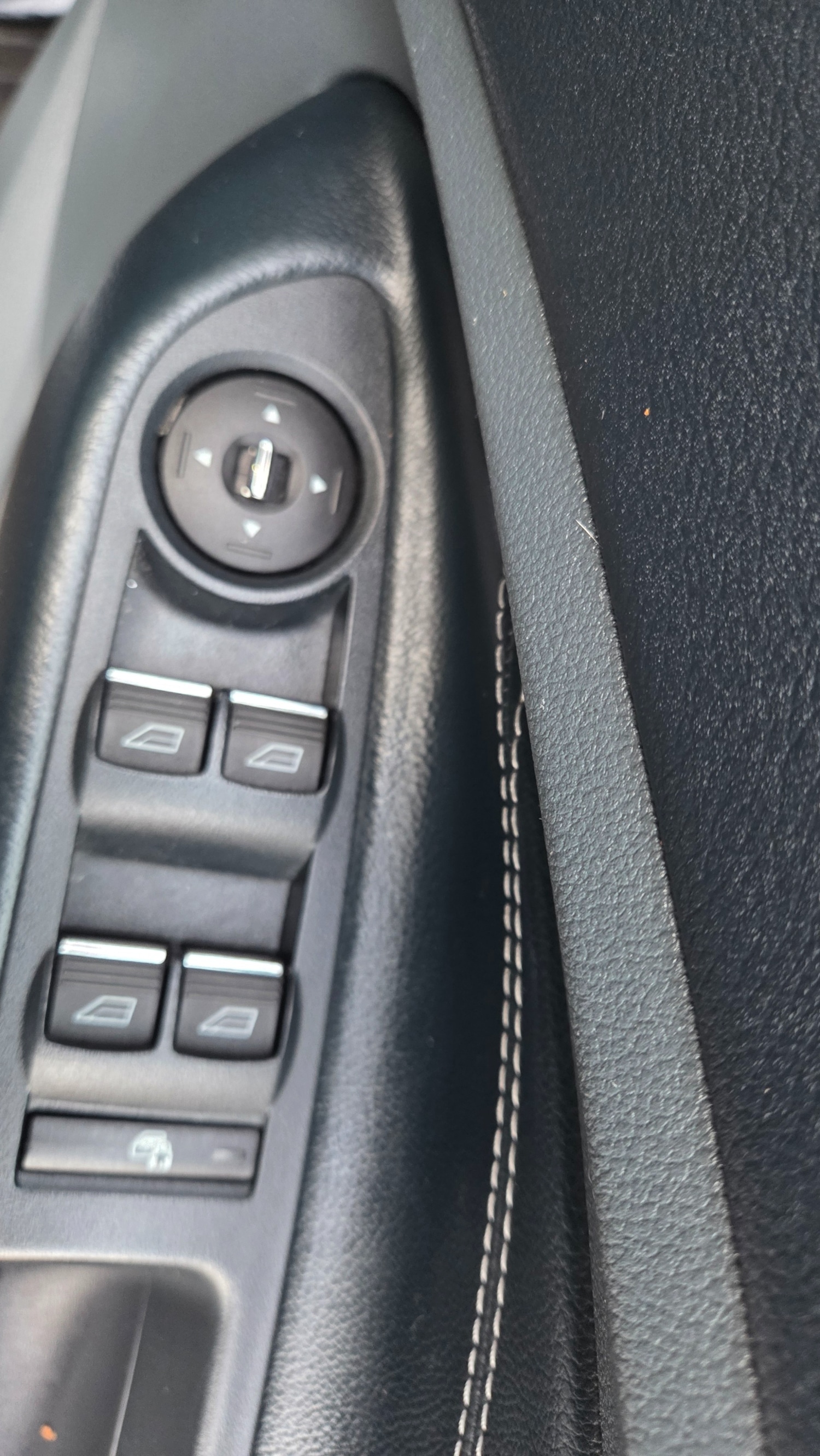 Used Ford C-Max 2014 for sale - 77168785: Photo 14