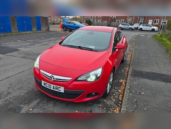 Vauxhall - Astra GTC
