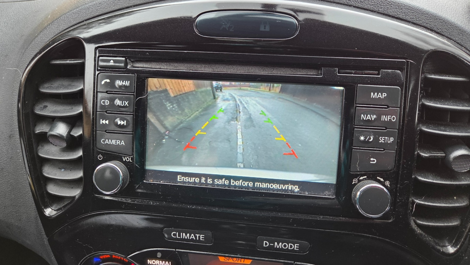 Used Nissan Juke 2013 for sale - 77418639: Photo 24