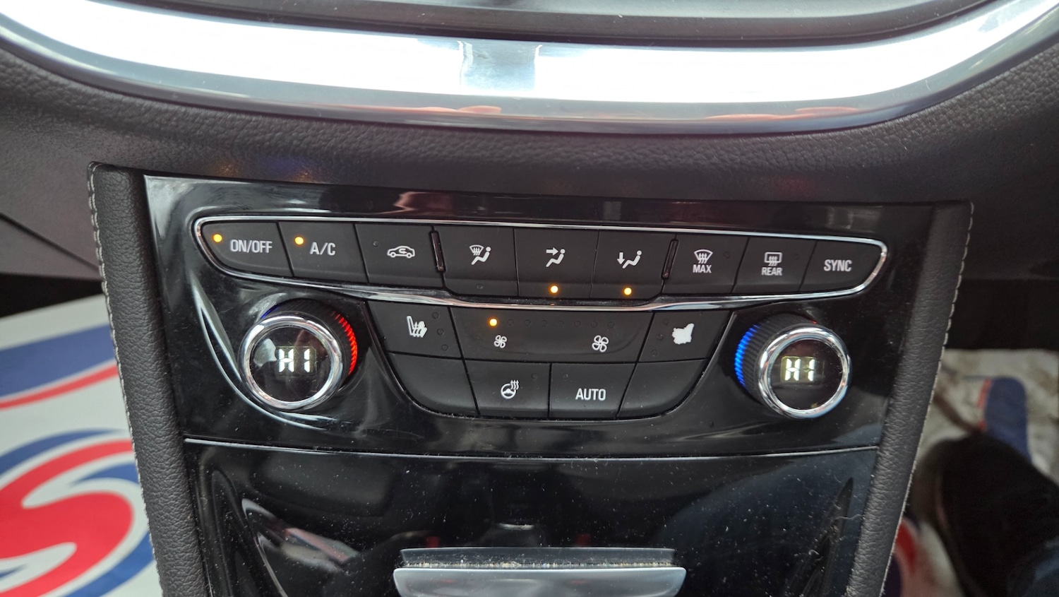 Used Vauxhall Astra 2017 for sale - 77353642: Photo 12