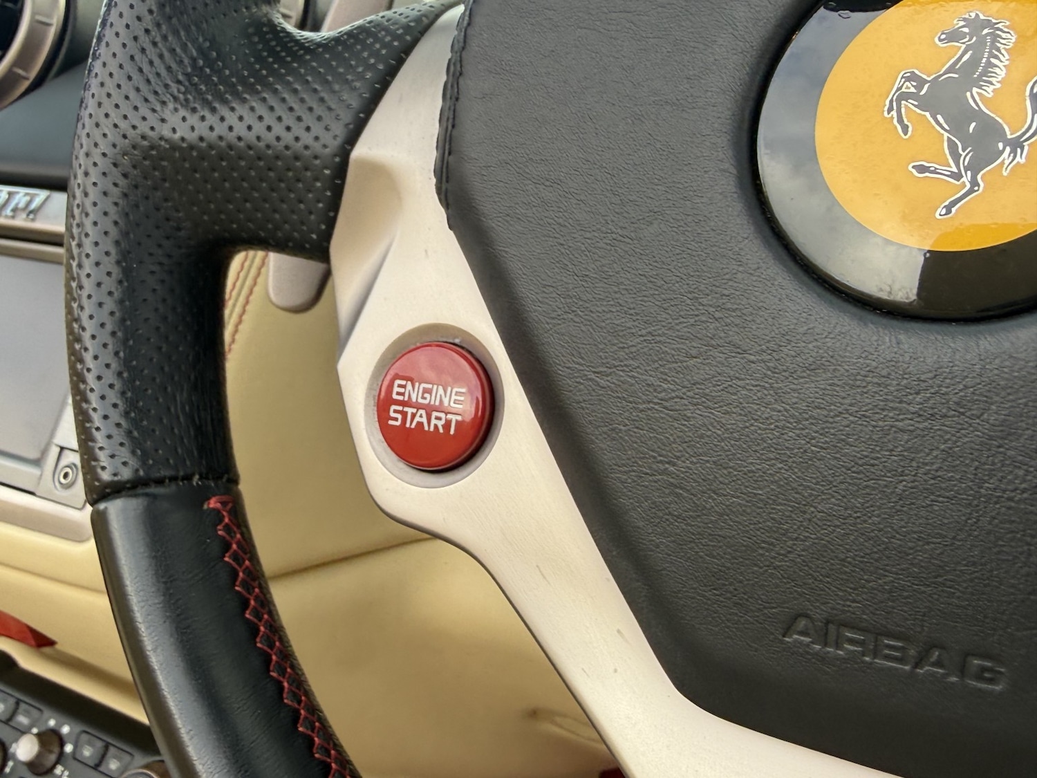 Used Ferrari California 2009 for sale - 78004601: Photo 61