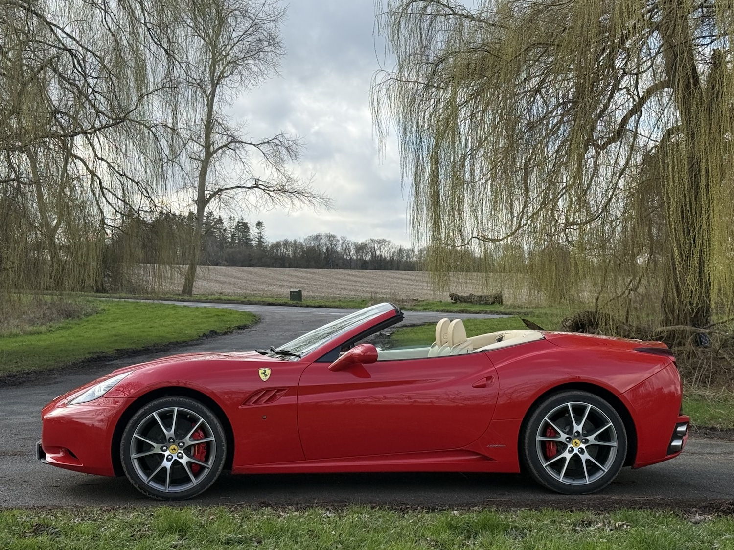 Used Ferrari California 2009 for sale - 78004601: Photo 8