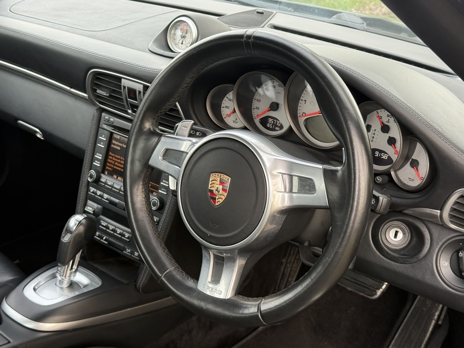 Used Porsche 911 2010 for sale - 77590098: Photo 32