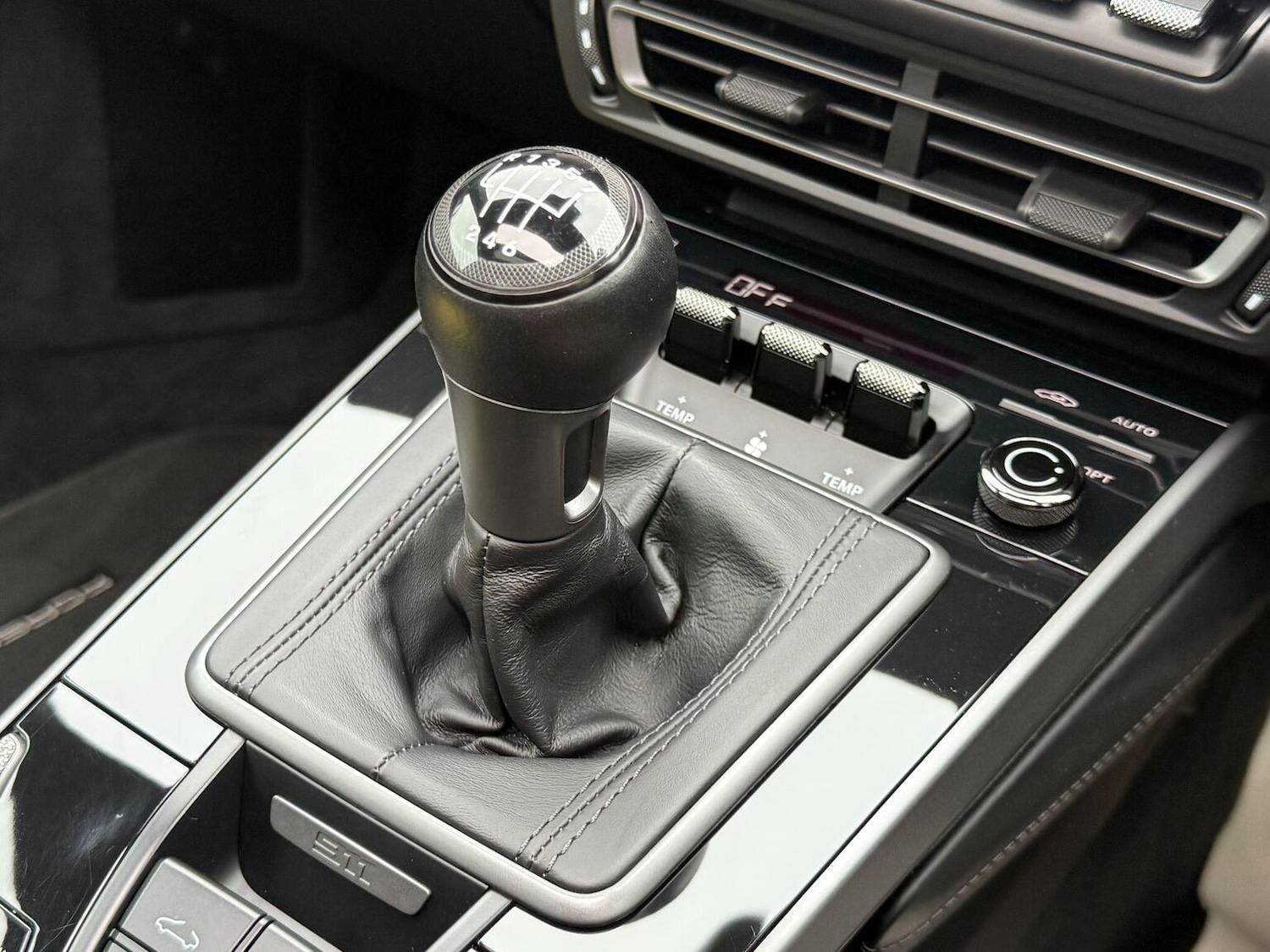 Used Porsche 911 2020 for sale - 76716194: Photo 8