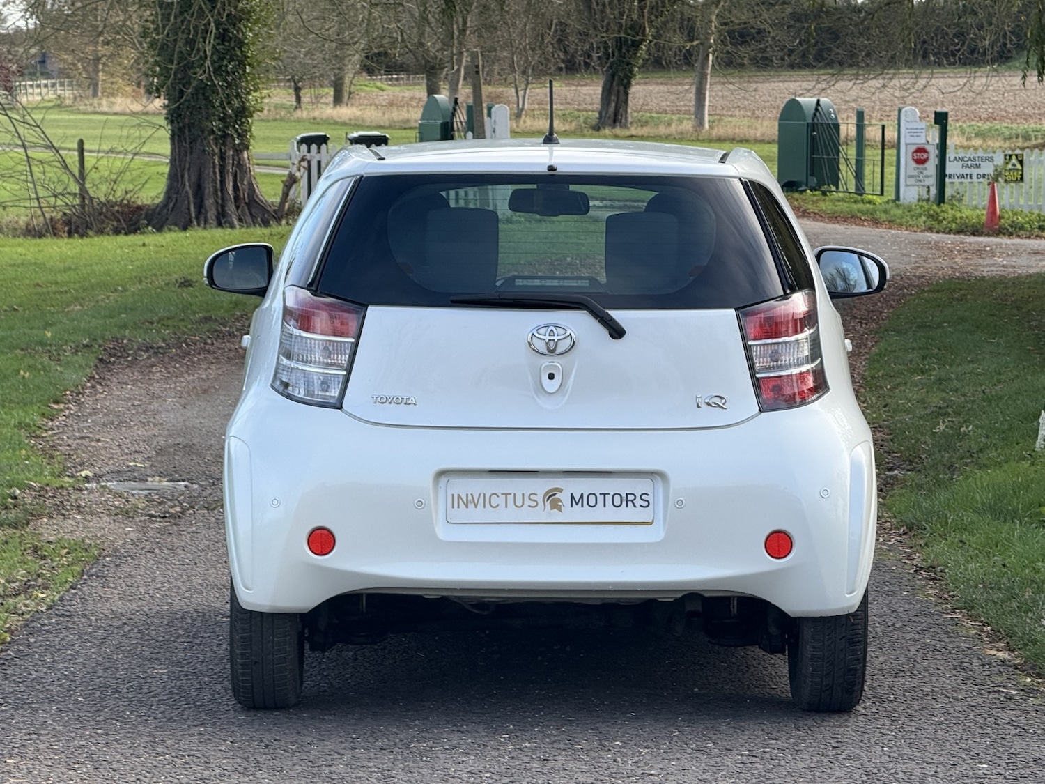 Used Toyota IQ 2009 for sale - 76716198: Photo 4