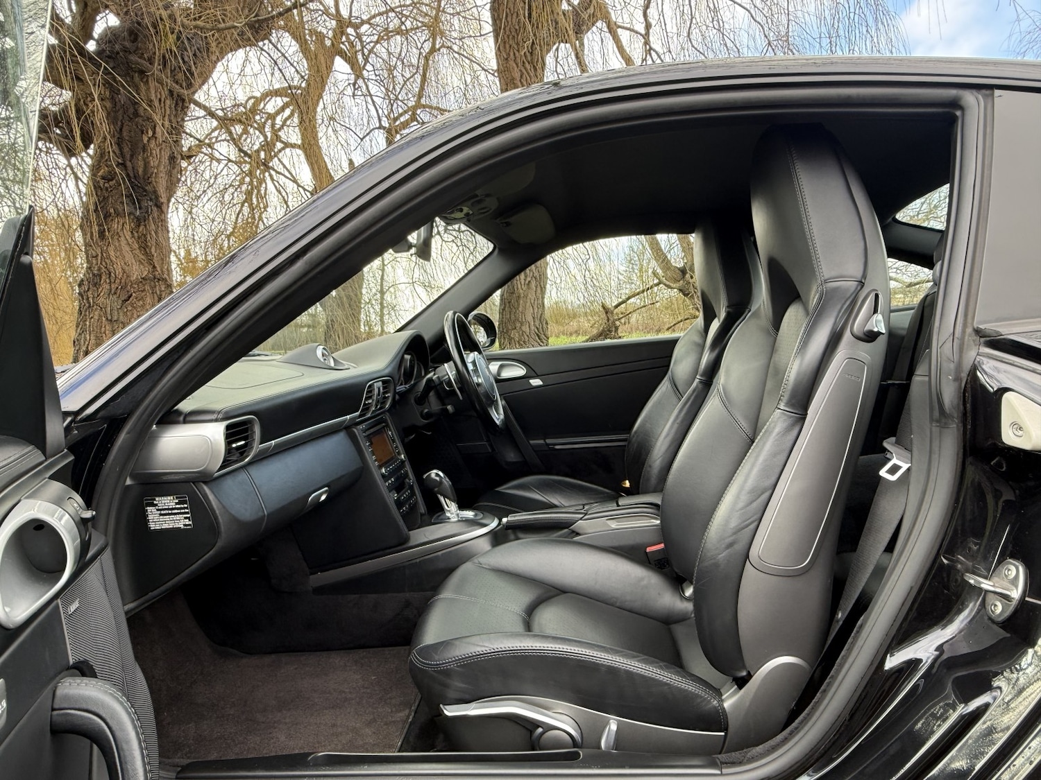 Used Porsche 911 2010 for sale - 77423461: Photo 11