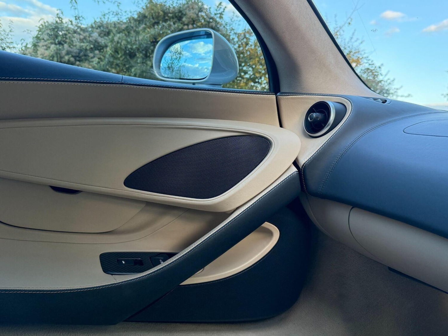 Used McLaren 570S 2016 for sale - 78004579: Photo 57