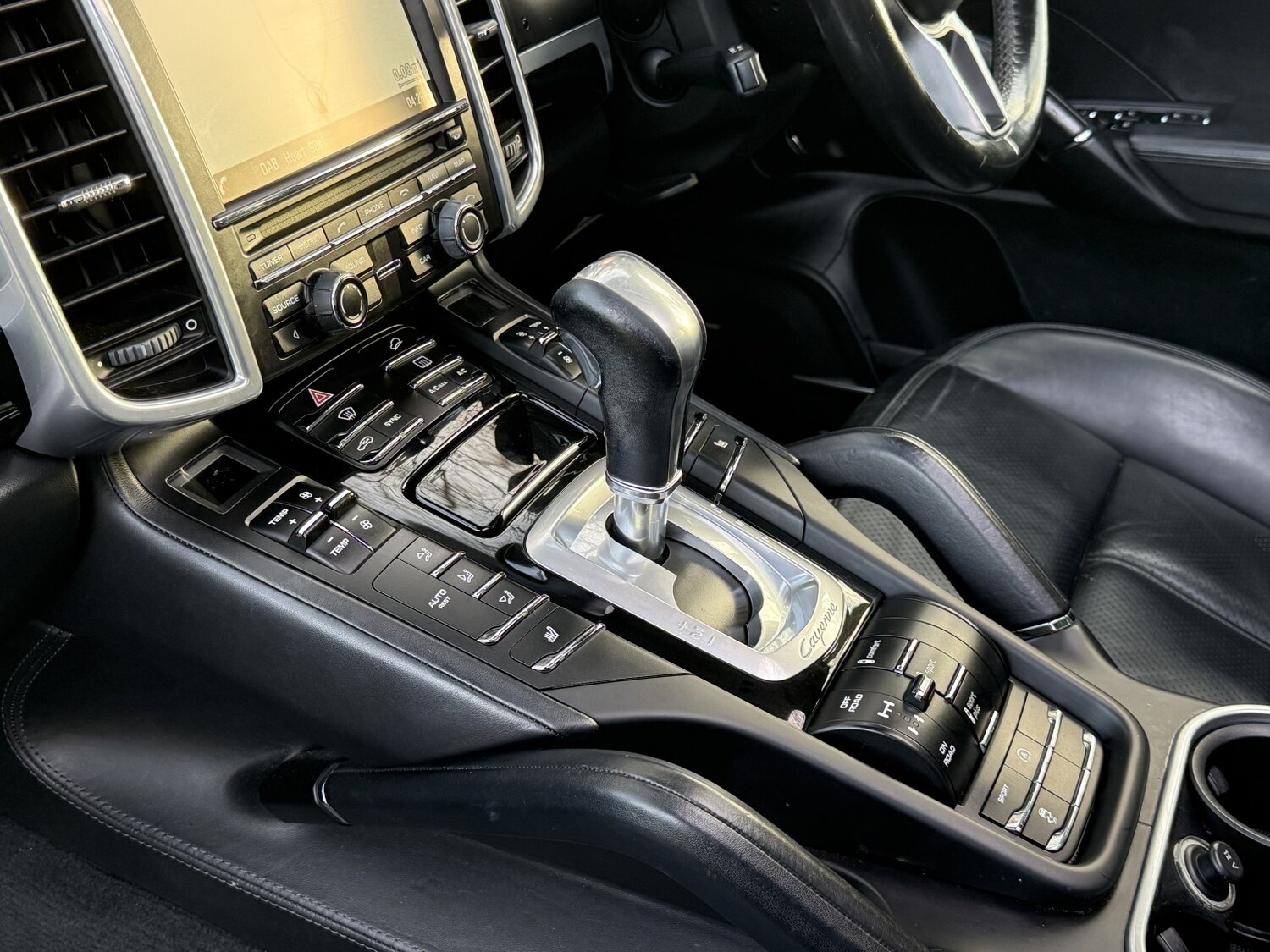 Used Porsche Cayenne 2017 for sale - 77649559: Photo 29