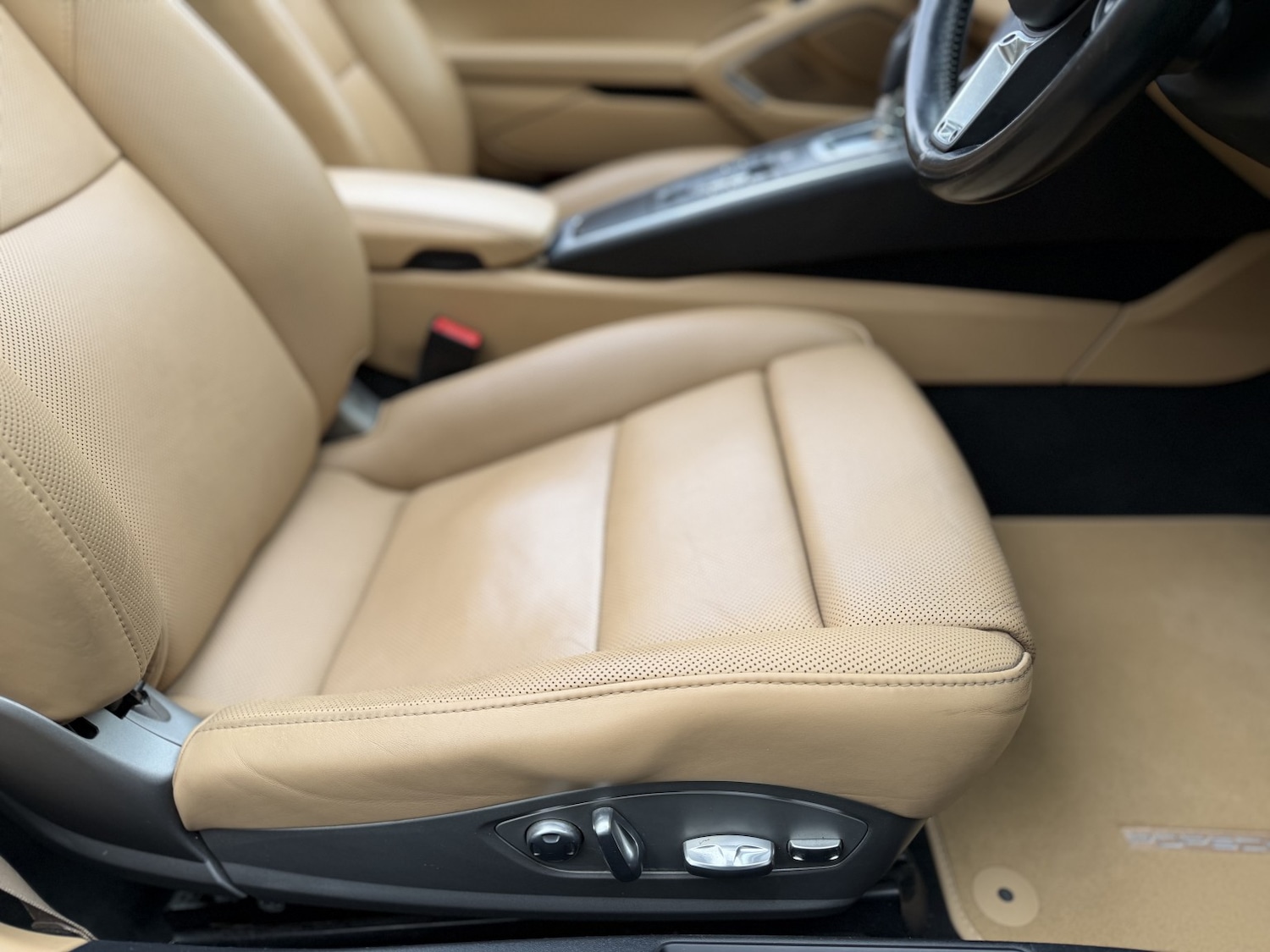 Used Porsche 911 2016 for sale - 77277410: Photo 34