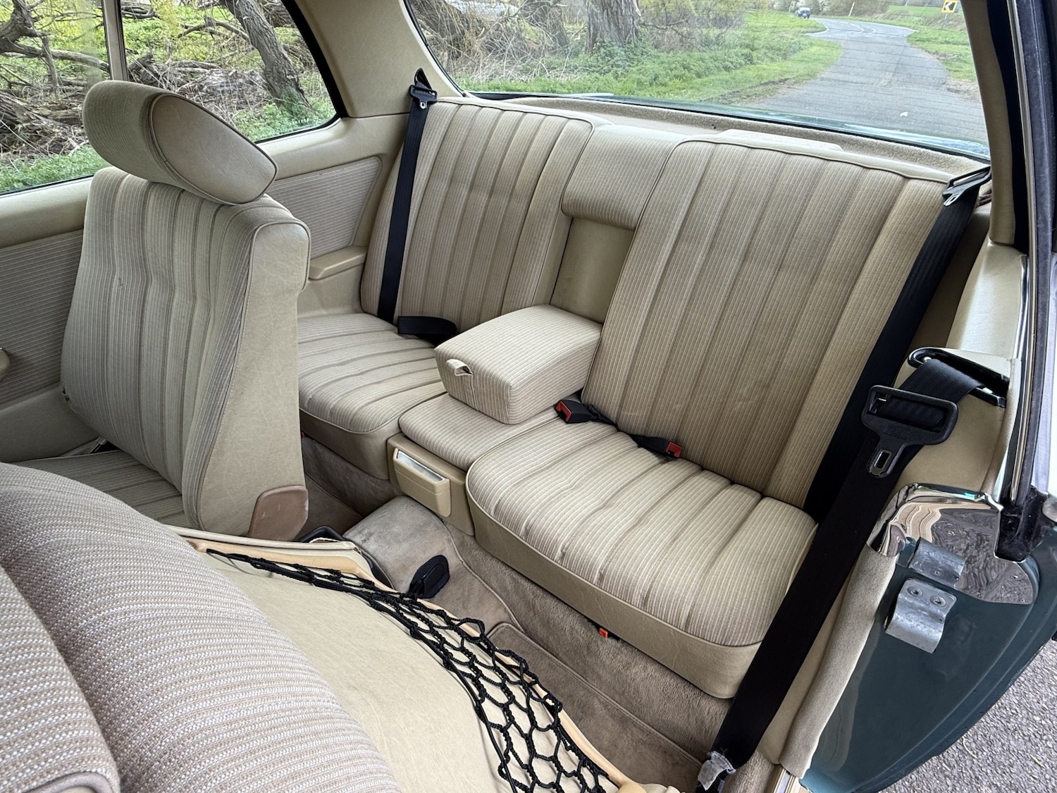 Used Mercedes-Benz 230 1985 for sale - 78183055: Photo 26