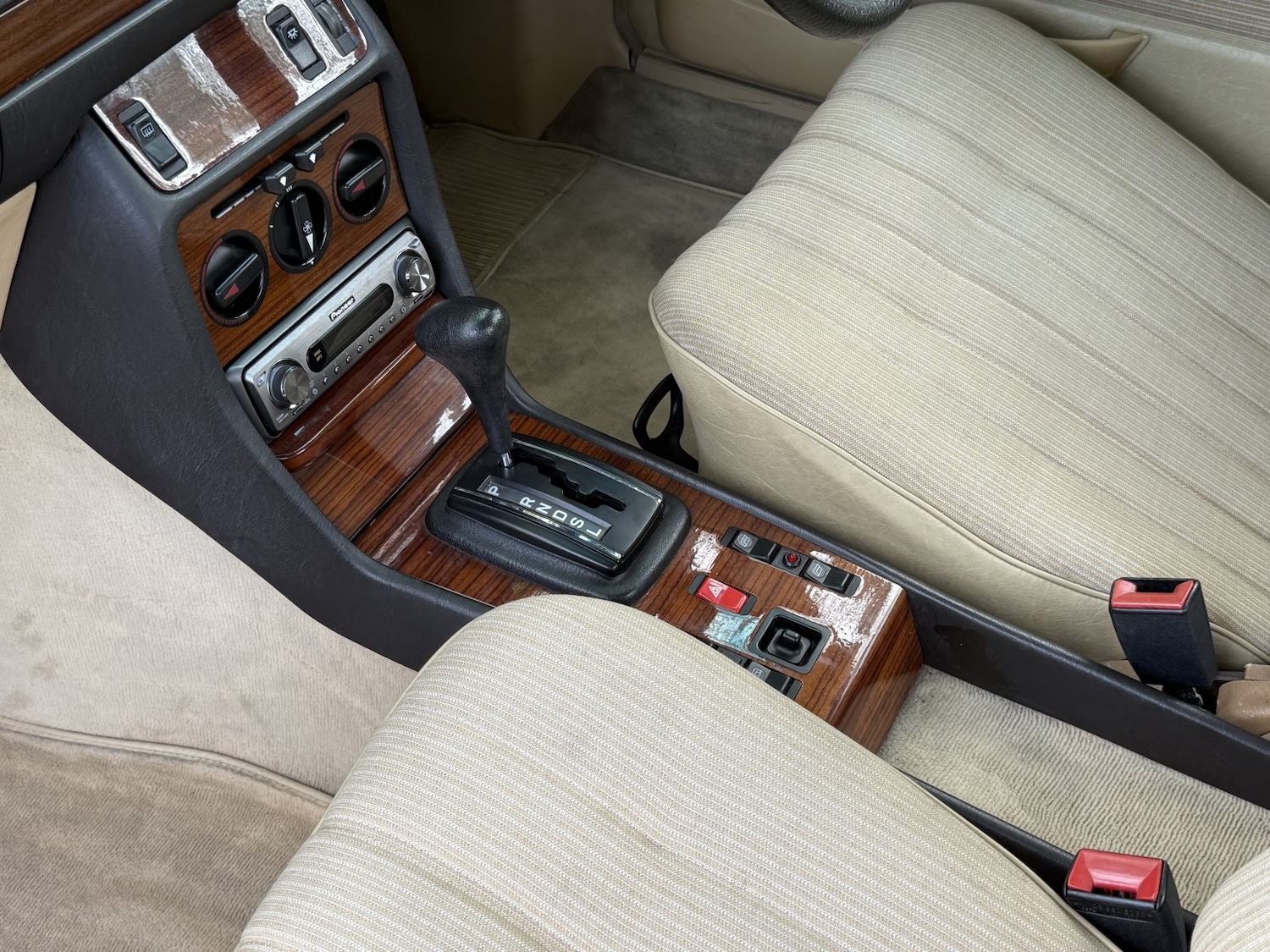 Used Mercedes-Benz 230 1985 for sale - 78183055: Photo 45